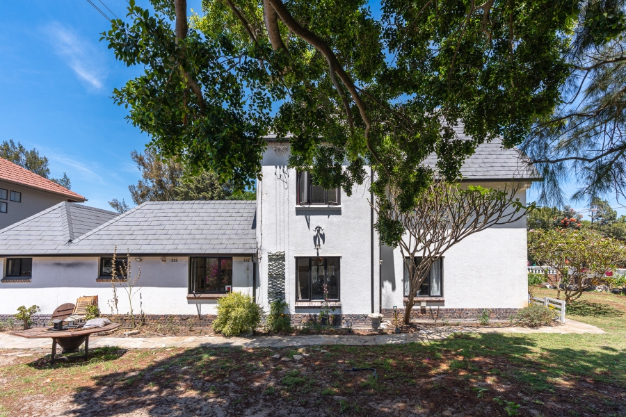 4 Bedroom Property for Sale in Pinelands Western Cape